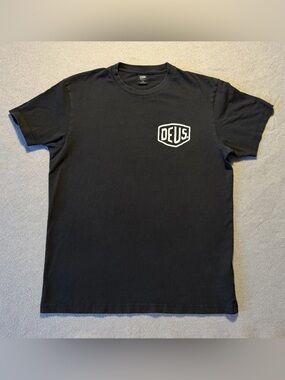 Deus Ex Machina T-Shirt Men’s Large Black Motorcycles Parts & Service Tee
